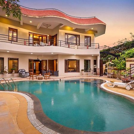 Stayvista'S Prakriti Farms With Outdoor Pool, Complimentary Breakfast And Hi-Tea Udajpur Zewnętrze zdjęcie