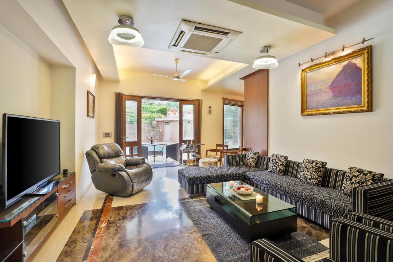 Stayvista'S Prakriti Farms With Outdoor Pool, Complimentary Breakfast And Hi-Tea Udajpur Zewnętrze zdjęcie