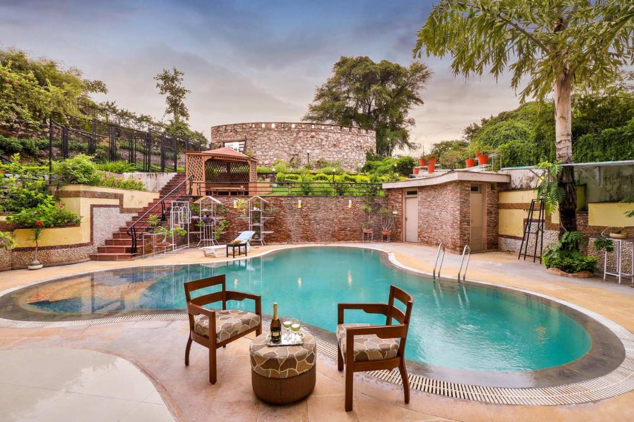 Stayvista'S Prakriti Farms With Outdoor Pool, Complimentary Breakfast And Hi-Tea Udajpur Zewnętrze zdjęcie