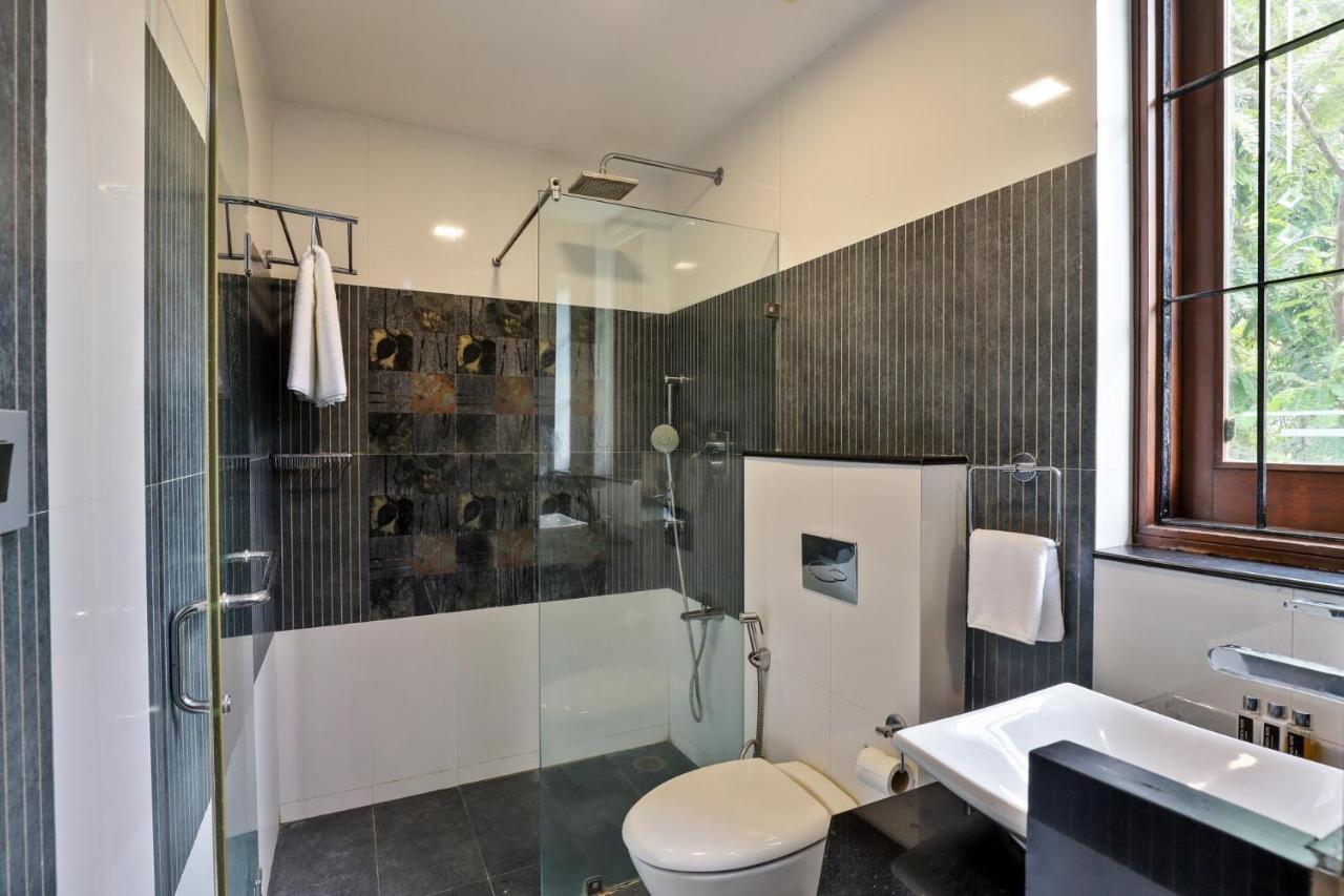 Stayvista'S Prakriti Farms With Outdoor Pool, Complimentary Breakfast And Hi-Tea Udajpur Zewnętrze zdjęcie