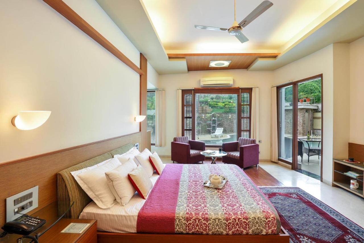 Stayvista'S Prakriti Farms With Outdoor Pool, Complimentary Breakfast And Hi-Tea Udajpur Zewnętrze zdjęcie
